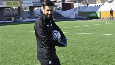 إنتهاء أزمة البطاقة الدولية لعبد الله السعيد مع فريقه الجديد