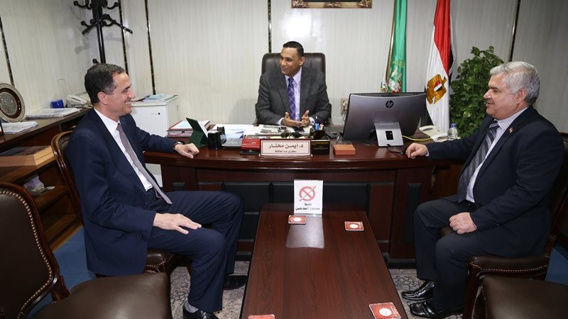سكرتير عام محافظة