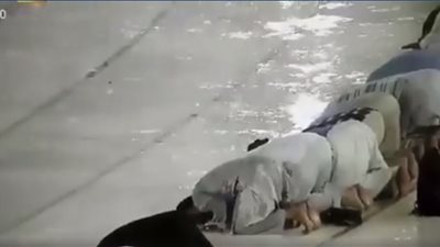 فيديو| هطول الأمطار خلال صلاة العشاء في الحرم المكي الثلاثاء الماضي 