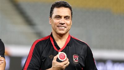 البدري يحذر لاعبو الأهلي بسبب برشلونة