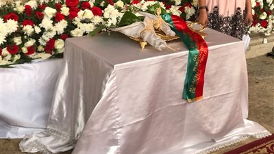 فيديو وصور| الرئيس البرتغالي يتجه للكنيسة البطرسية بعد وضع إكليل زهور أمام مزار الشهداء