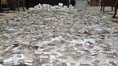 القبض على شخصين بحوزتهما 1400 قرص لعقار التامول المخدر