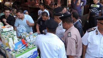 حملة تموينية بالقليوبية تسفر عن ضبط 3 مصانع غذائية غير مرخصة