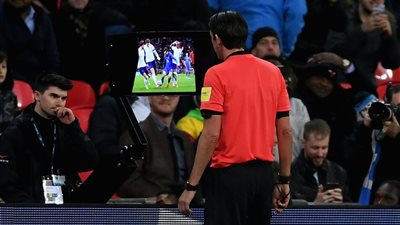 رسميًا.. الأندية الإنجليزية ترفض استخدام تقنية الفيديو الموسم القادم