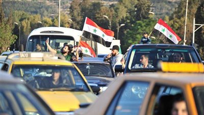 صور| السوريون يتحدون العدوان بعد الضربة الأمريكية