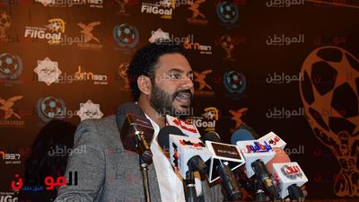 صور| الرئيس التنفيذي لاستديو 