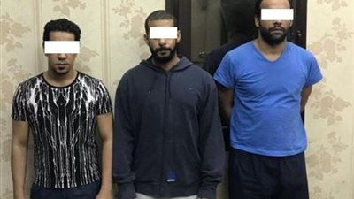 ضبط  تشكيل عصابى تخصص فى سرقة محال الهواتف المحمولة بالجيزة