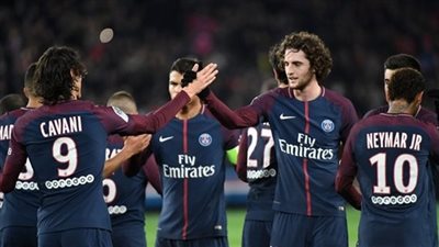 باريس يسحق موناكو ويتوج رسميًا بطلا للدوري الفرنسي