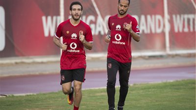 طبيب الأهلي يوضح حالة هشام محمد