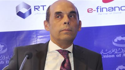 طارق فايد: بنك القاهرة يدرس التواجد في آسيا ودول الصين وروسيا