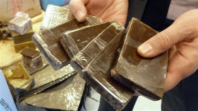 القبض على 5 متهمين بحوزتهم هيروين وحشيش وأقراص مخدرة فى الإسماعيلية