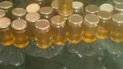 مباحث الإسماعيلية تتمكن من القبض على سيارة محملة بعبوات عسل أبيض مغشوش