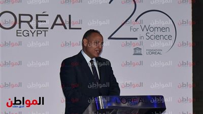 صور| رئيس أكاديمية البحث العلمي: 8 جوائز للسيدات المتنافسات في المجال