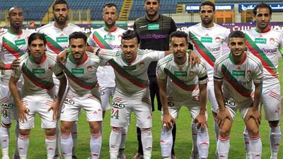 أحمد مصطفى يقود هجوم الرجاء أمام النصر