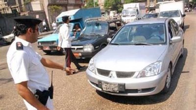 حملة مرورية تسفر عن سحب 25 رخصة قيادة وتسيير وتحصيل 10 آلاف جنيه غرامات بالمحلة