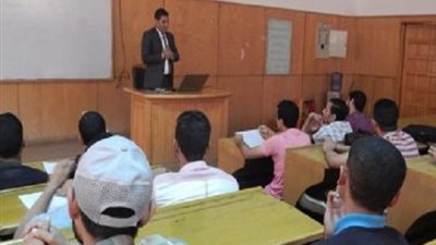 ندوة بجامعة الفيوم بعنوان 