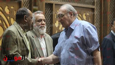 صور| استمرار توافد نجوم الفن على عزاء والد رئيس قصور الثقافة
