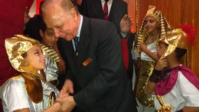 صور| محافظ القاهرة يشهد ختام مهرجان الأنشطة الطلابية ويصرف مكافأة 500 جنيهاَ للمبتكرين