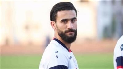 باسم مرسي يُطلع طبيب الزمالك على الأشعة لتحديد حجم الإصابة