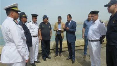 جولة تفقدية مدير أمن الإسكندرية لإدارة الإنقاذ النهرى
