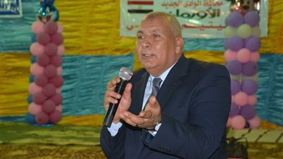 محافظ الوادي الجديد يطلق مبادرة لصالح الطفل اليتيم 
