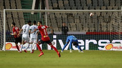 الأهلي يخطط لخطف نجم الزمالك عبر ترانزيت 