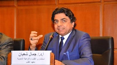 إخصائي قلب وأوعية دموية لـ