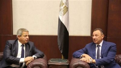 الأهلي يدعو عبد العزيز وحطب لحضور نهائي بطولة إفريقيا لليد