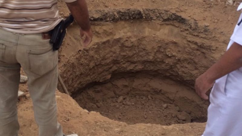 تنقيب عن الآثار -