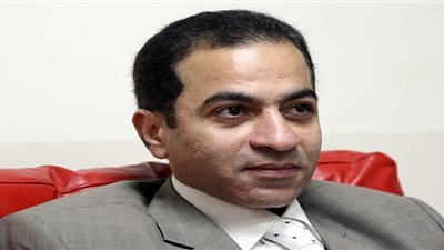 فيديو| خبير استثمار: الحكومة والبنك المركزي أساس ضبط الاقتصاد المصري