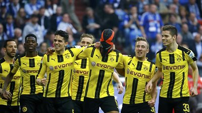 رويس يقود دورتموند لفوز ساحق علي ليفركوزن