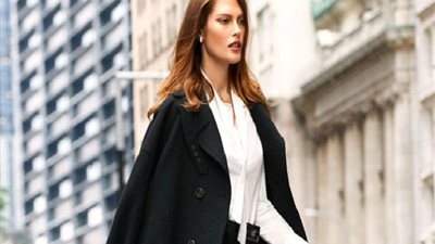 للمرأة العاملة| اختاري من بين تلك الموضة الملابس المناسبة لكِ في العمل