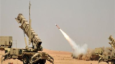 الدفاع الجوي السعودي يعترض صاروخًا باليستيا أطلقة الحوثيون على نجران