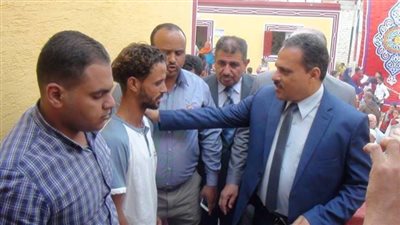 صور| افتتاح قريتين بمركز حوش عيسى وتأهيل 40 منزل للمعيشة