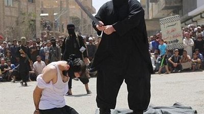 بعد قتل الأب.. داعش يقطع رؤوس ثلاثة أشقاء دون ذنب