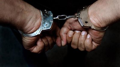 سقوط مسجل الجبل الأخضر بحوزته أقراص مخدرة 