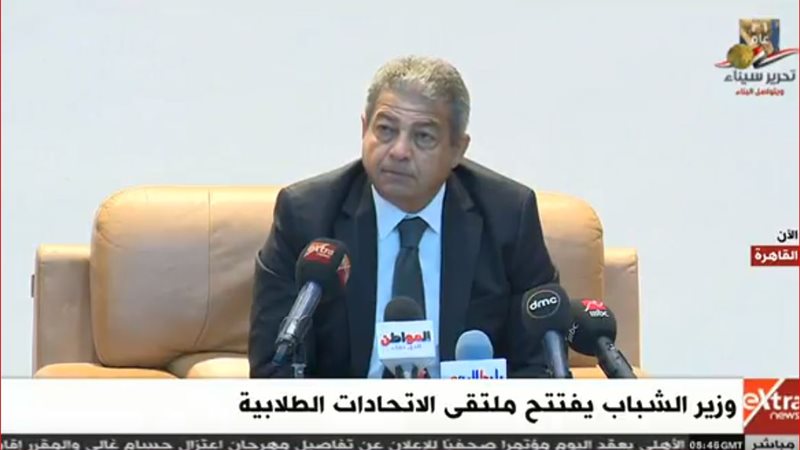 خالد عبد العزيز