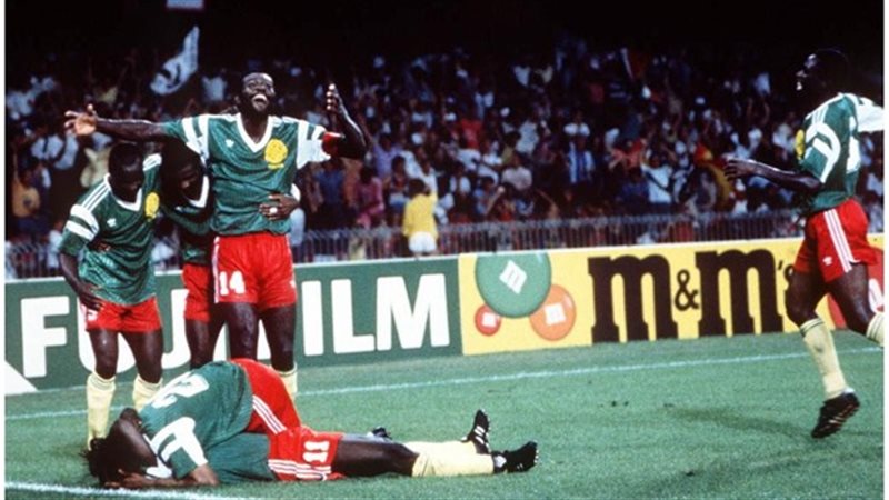 منتخب الكاميرون 1990
