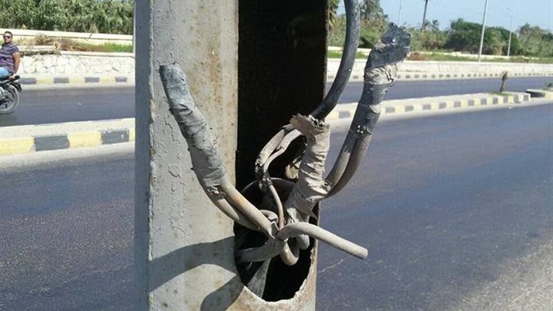صيانة أعمدة الإضاءة