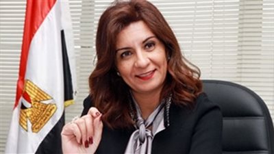 نبيلة مكرم لـ