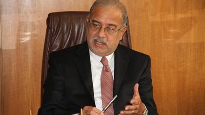 رئيس الوزراء: الدولة توفر الخدمات لتلبية احتياجات سكان الأسمرات والتيسير عليهم