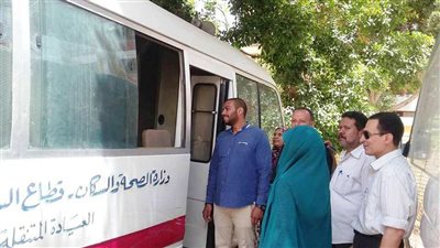 صور| محافظ سوهاج: الكشف على 6278 مواطن في حملة القضاء على فيروس سي