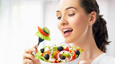فيديو| أخصائية تكشف طرق زيادة الوزن بالرياضة والنظام الغذائي 
