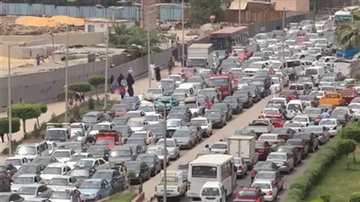 نشرة المرور: كثافات عالية بمحاور وميادين القاهرة و الجيزة