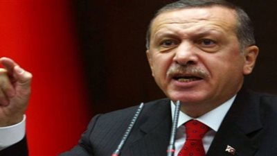 نشأت الديهي يهاجم أردوغان: ليس له علاقة بالدين من قريب أو بعيد