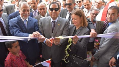 صور|محافظ الغربية يفتتح معرض السلع الغذائية اهلا رمضان وعدد من المشروعات الصحية بسمنود