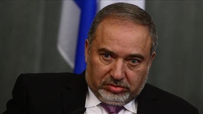 وزير الدفاع الإسرائيلي يرفض اعتذار 