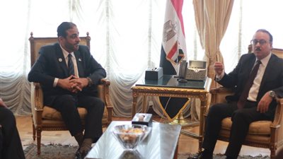 وزير الاتصالات يجتمع برئيس جامعة حمدان لتوقيع بروتوكول تعاون
