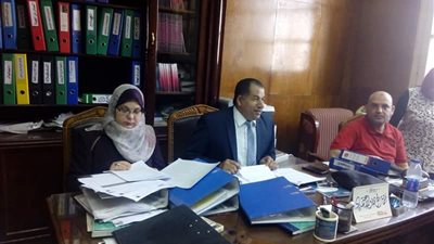 مناقشة تطوير البرامج التعليمية المتطورة بـ