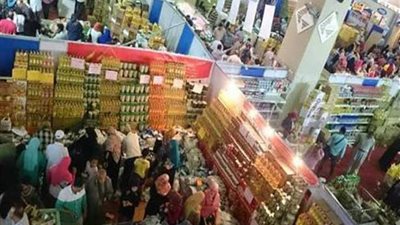  فيديو| وزارة التموين تفتتح معرض 